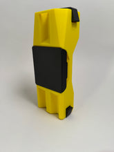 Lade das Bild in den Galerie-Viewer, B-Ware DartCase 6.0 Gelb/Schwarz (231261)
