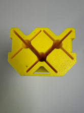 Lade das Bild in den Galerie-Viewer, B-Ware DartCase 6.0 Gelb/Schwarz (231261)
